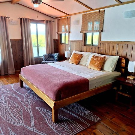 بوكاس تاون The Sunsetter Bed & Breakfast المظهر الخارجي الصورة