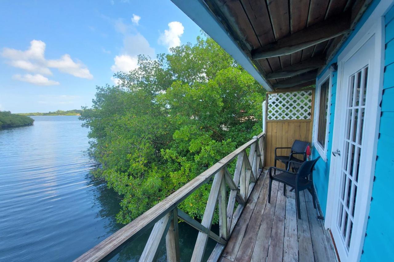 بوكاس تاون The Sunsetter Bed & Breakfast المظهر الخارجي الصورة