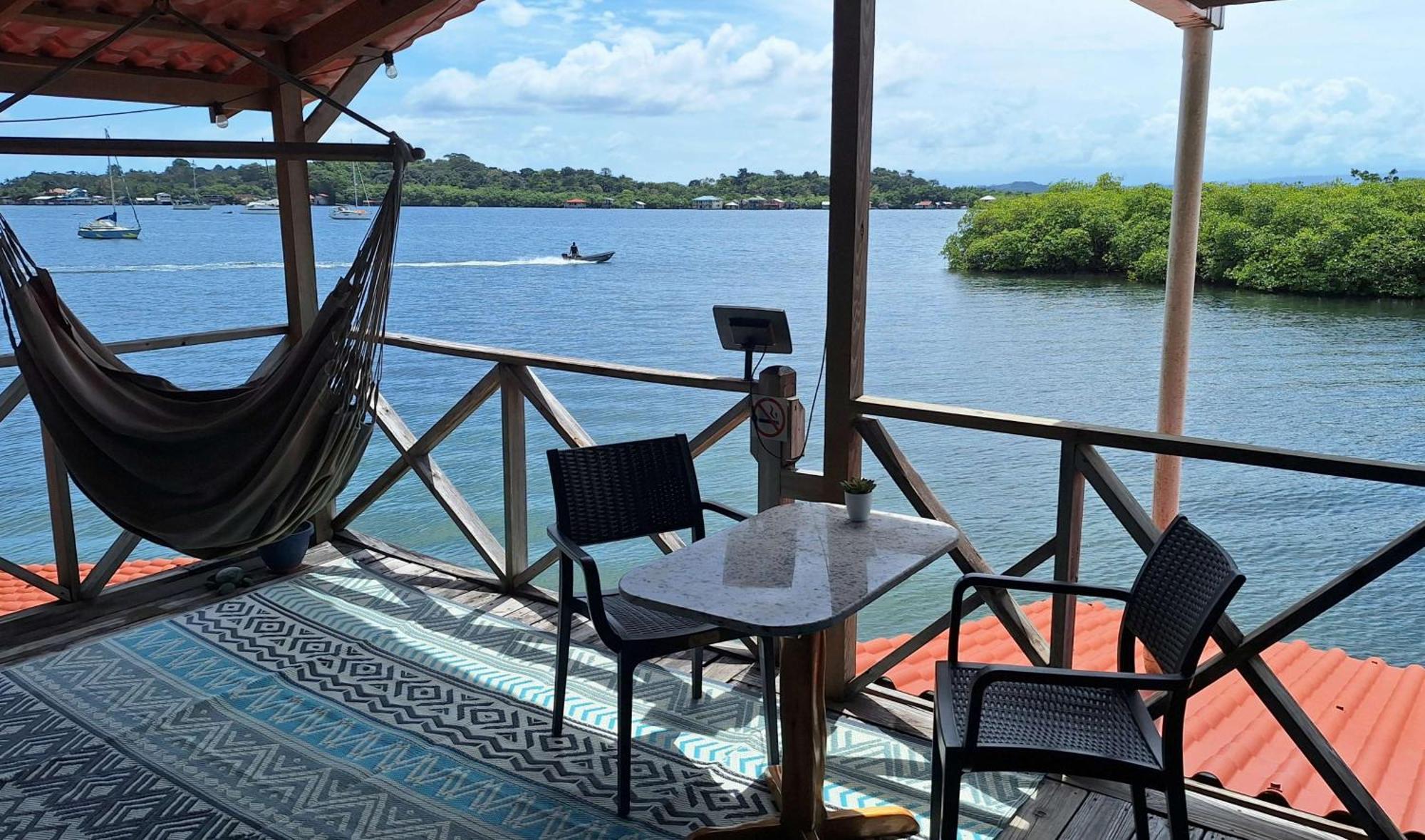 بوكاس تاون The Sunsetter Bed & Breakfast المظهر الخارجي الصورة